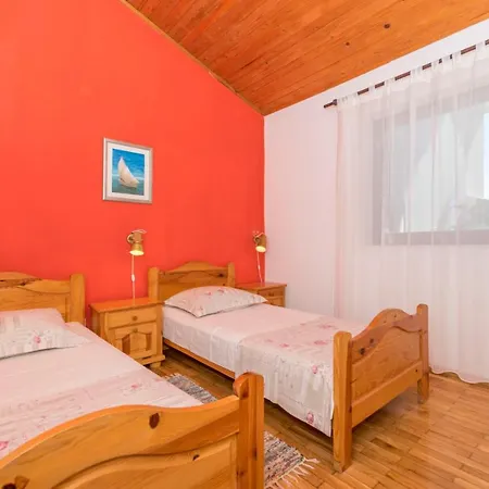 Bok Apartment